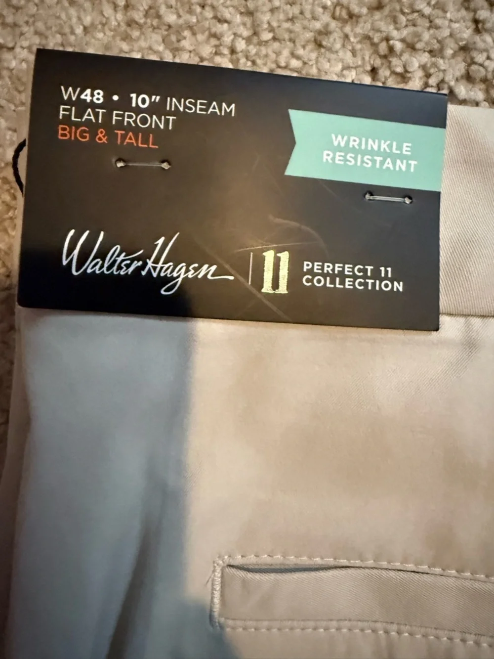 Walter Hagen Cream Flat-Front Performance Golf Shorts